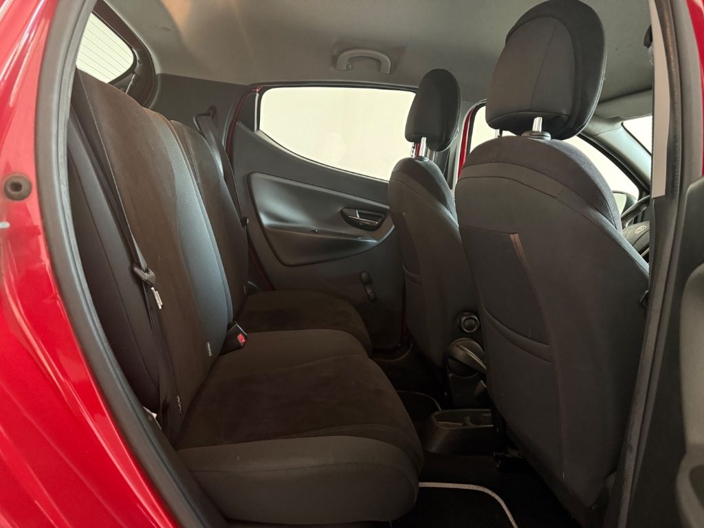 LANCIA Ypsilon 1.2 69 CV 5 porte Platinum - 7