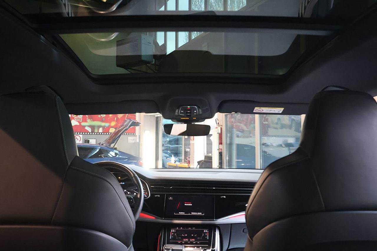 AUDI Q8 50 TDI Quattro Tiptronic Sport S-Line - 22