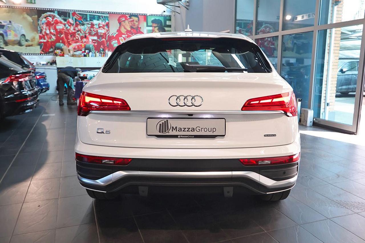 AUDI Q5 40 TDI Sportback Quattro S-Tronic S-Line Plus - 8
