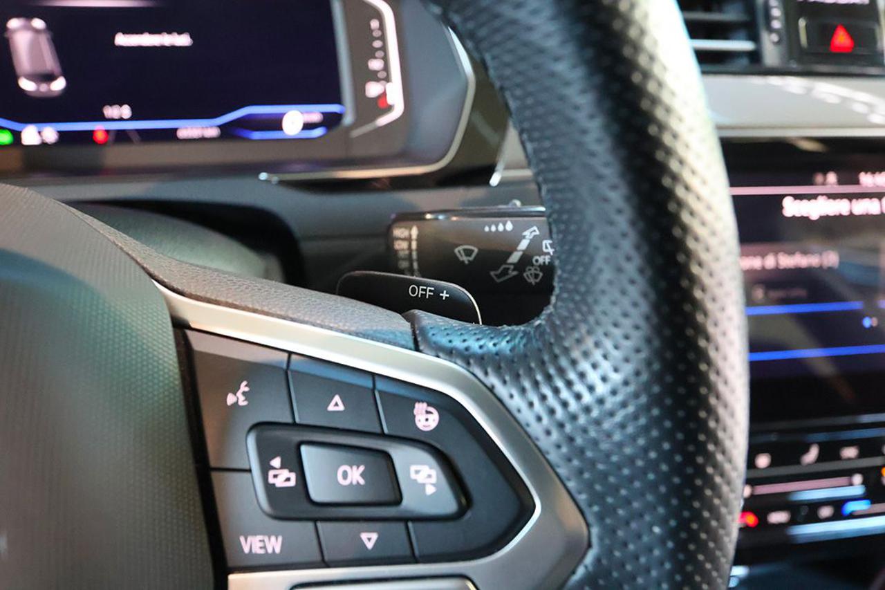 VOLKSWAGEN Passat Alltrack 2.0 TDI 200cv 4Motion DSG - 24