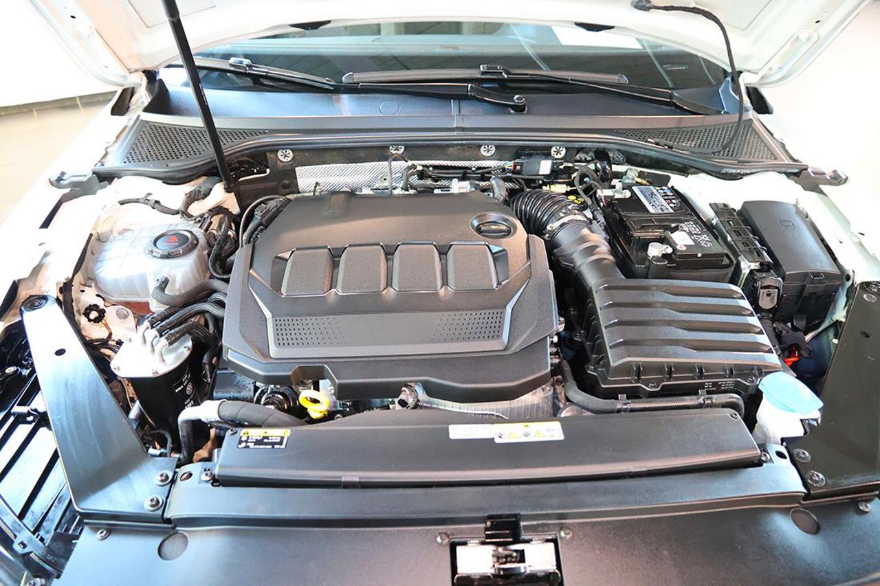 VOLKSWAGEN Passat Alltrack 2.0 TDI 200cv 4Motion DSG - 11