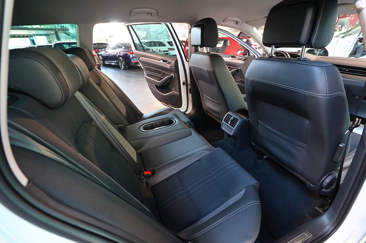 VOLKSWAGEN Passat Alltrack 2.0 TDI 200cv 4Motion DSG - 20