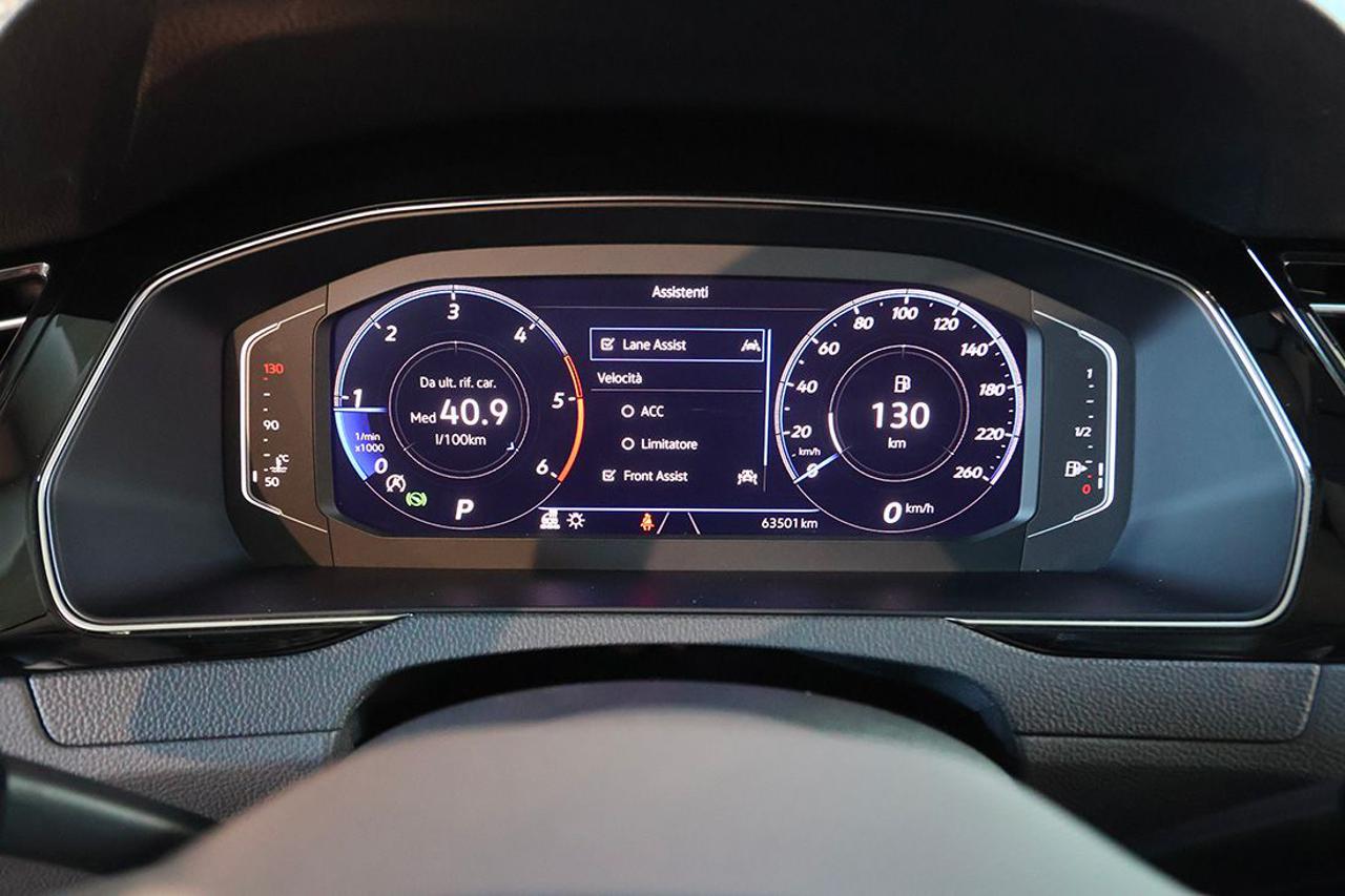 VOLKSWAGEN Passat Alltrack 2.0 TDI 200cv 4Motion DSG - 35