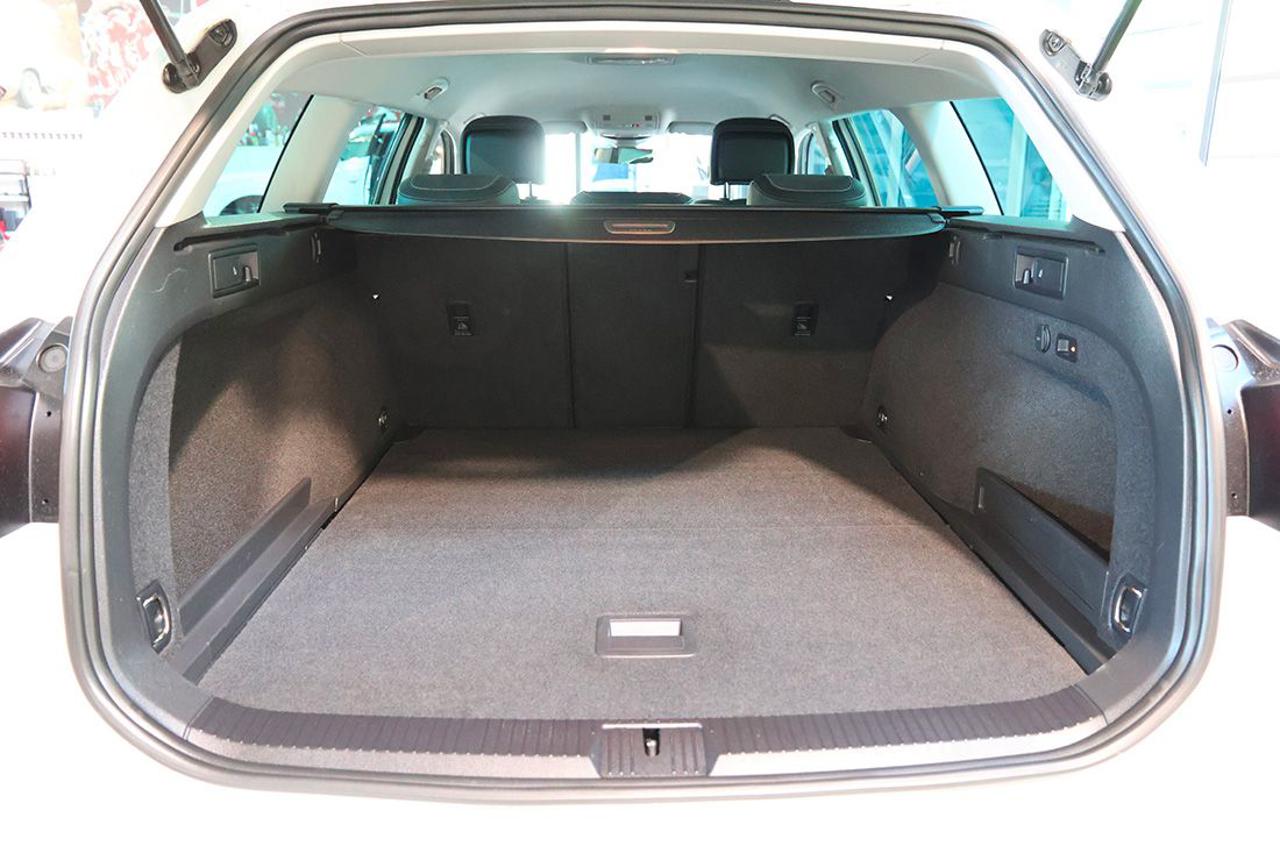 VOLKSWAGEN Passat Alltrack 2.0 TDI 200cv 4Motion DSG - 12