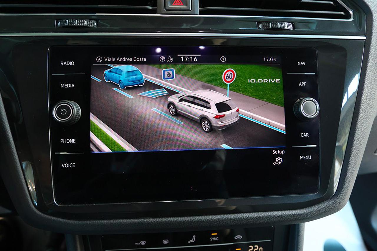 VOLKSWAGEN Tiguan 2.0 TDI 150cv SCR DSG Life - 26