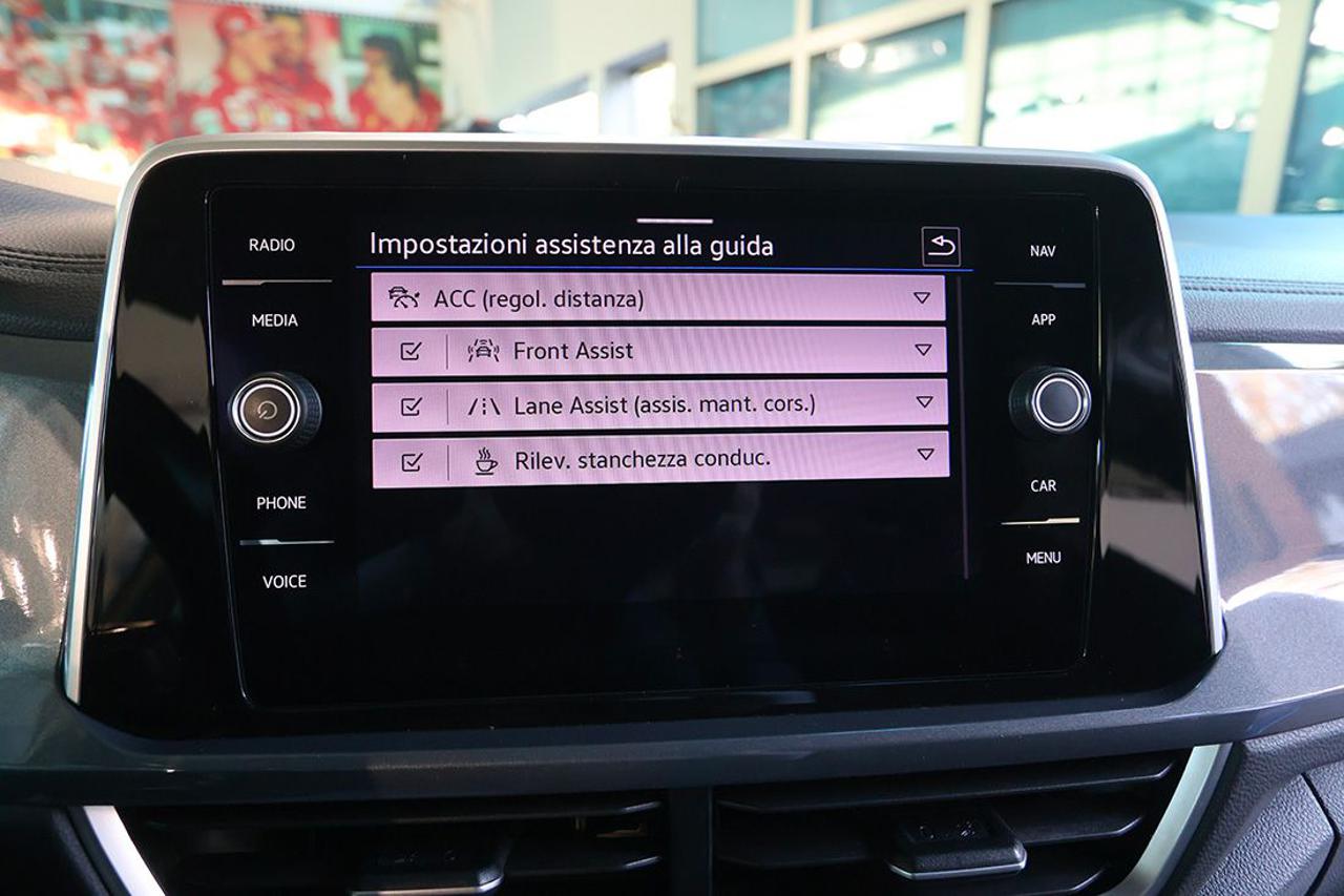 VOLKSWAGEN T-Roc 1.5 TSI ACT DSG Style - 25