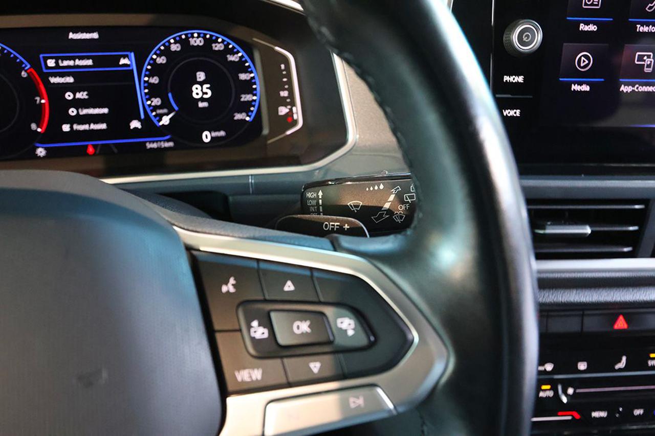 VOLKSWAGEN T-Roc 1.5 TSI ACT DSG Style - 21