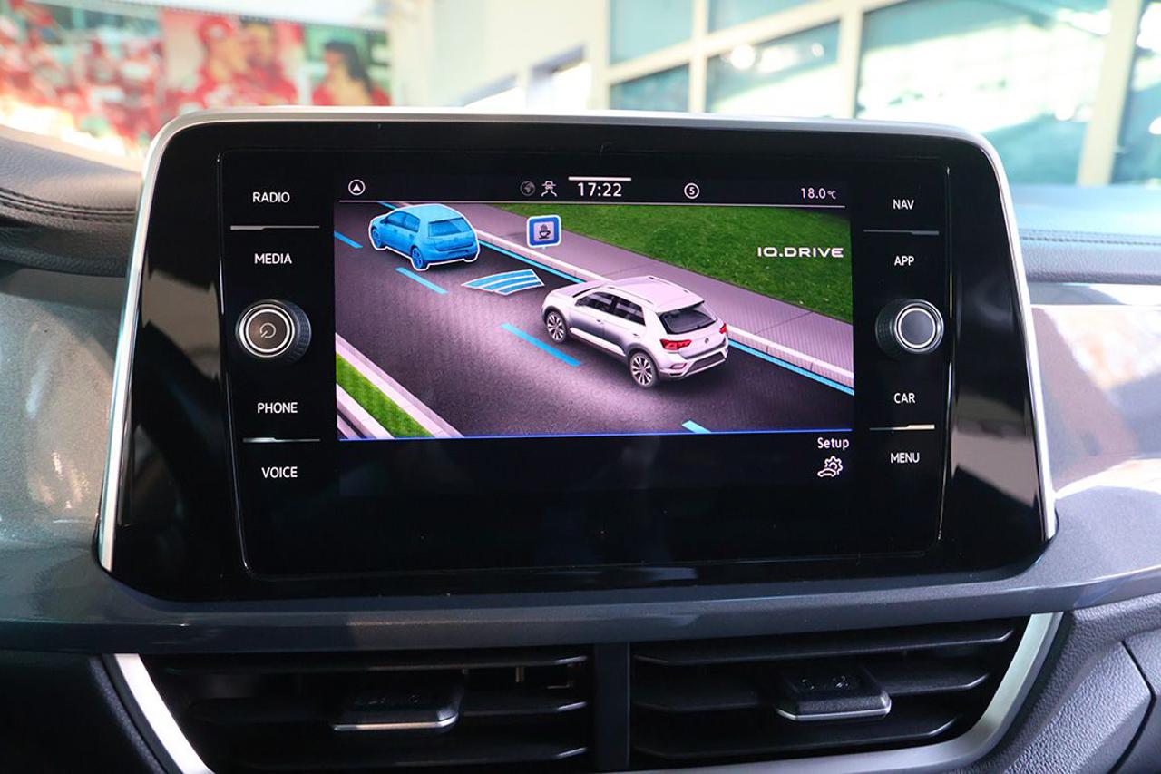 VOLKSWAGEN T-Roc 1.5 TSI ACT DSG Style - 24