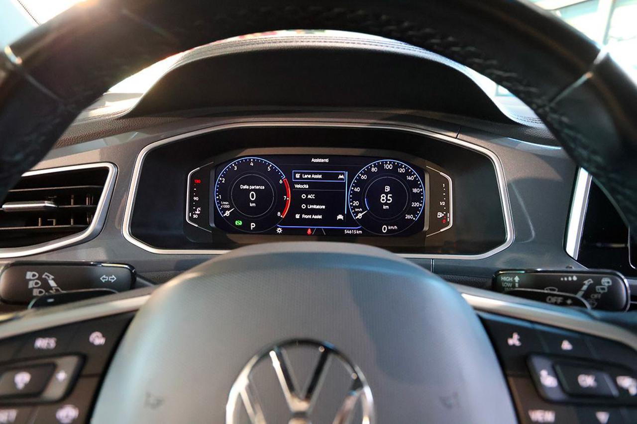 VOLKSWAGEN T-Roc 1.5 TSI ACT DSG Style - 27