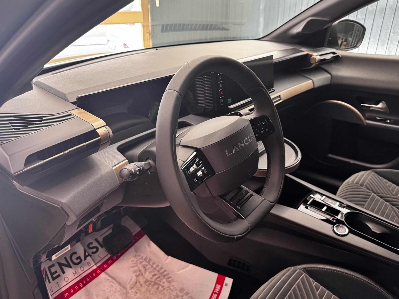 LANCIA Ypsilon Hybrid e-DCT LX - 13