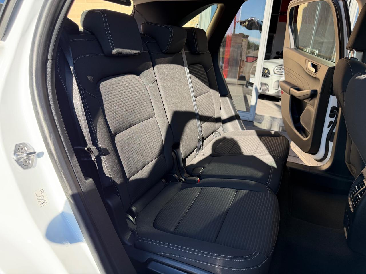 FORD Kuga 2.0 Hybrid 150 CV 2WD Titanium (NESSUN VINCOLO) - 8