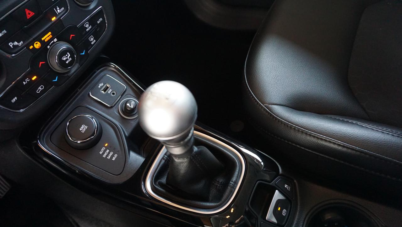 JEEP Compass 2.0 Multijet II 4WD Night Eagle - 30