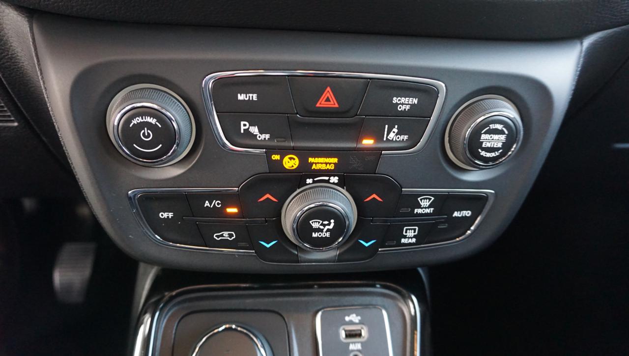 JEEP Compass 2.0 Multijet II 4WD Night Eagle - 28