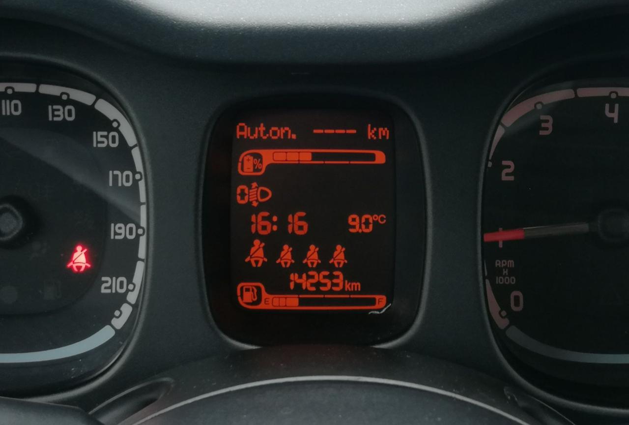 FIAT Panda 1.0 FireFly S&S Hybrid 5 Posti - 8