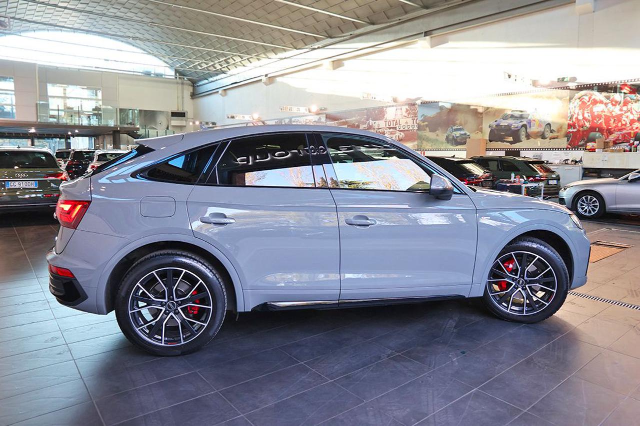 AUDI Q5 40 TDI Sportback Quattro S-Tronic S-Line Plus - 10