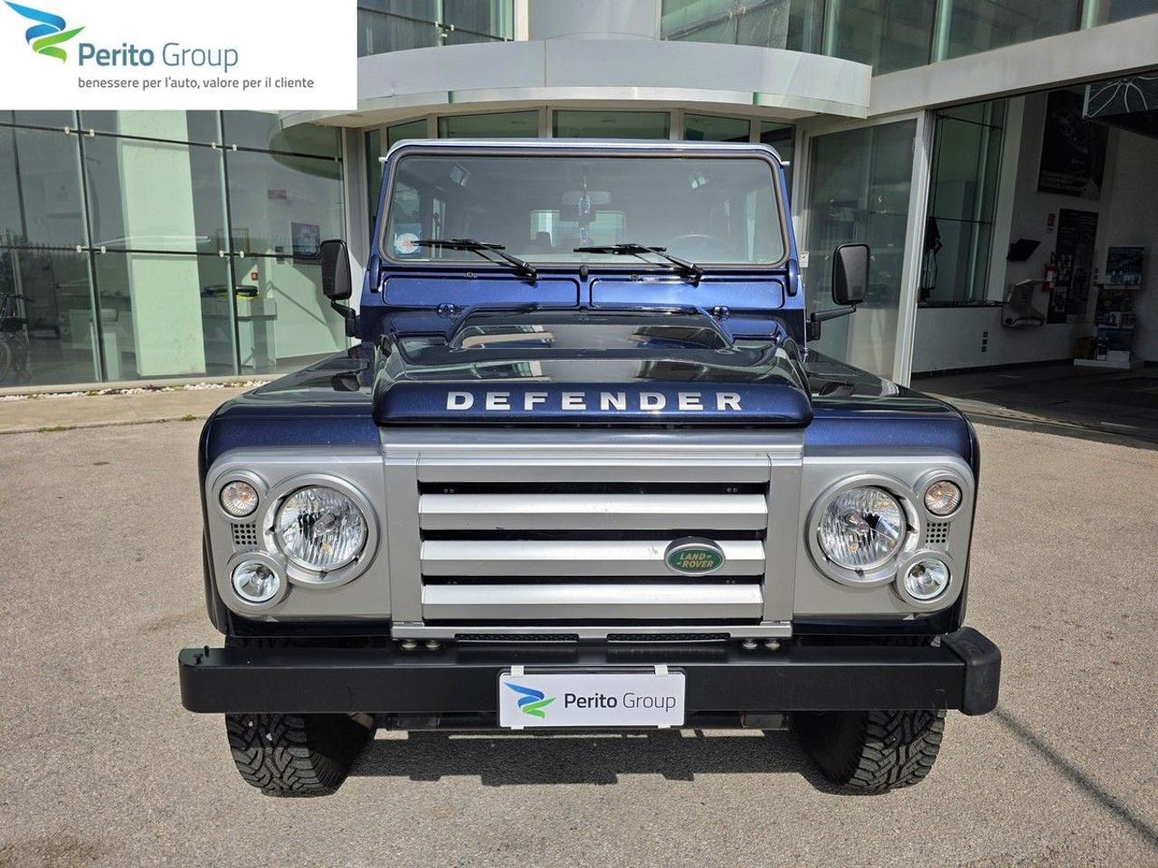 LAND ROVER Defender 110 2.2 TD4 Station Wagon N1 7 posti - 8