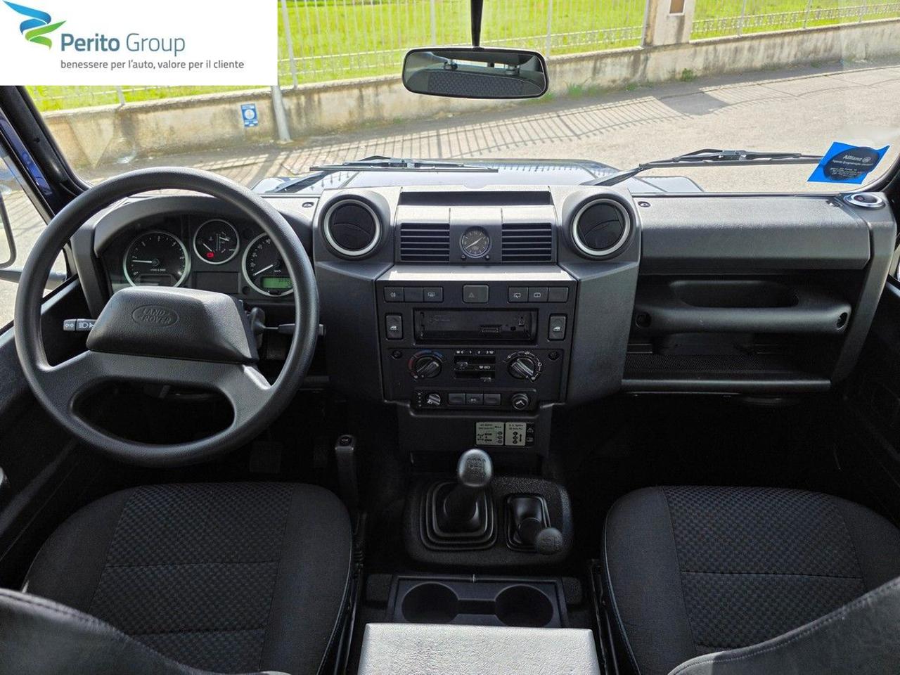 LAND ROVER Defender 110 2.2 TD4 Station Wagon N1 7 posti - 15