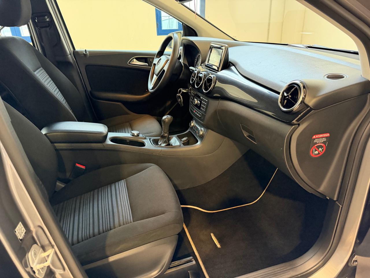 MERCEDES-BENZ B 180 CDI Executive - 14