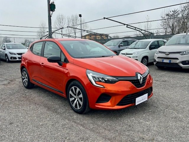 RENAULT Clio Orange metallizzato
