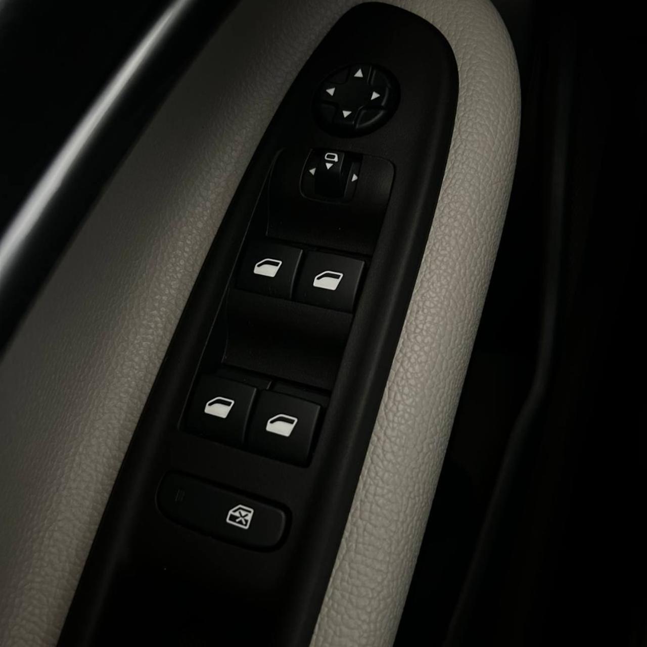 FIAT 600 Hybrid 110 CV DCT MHEV La Prima - 34