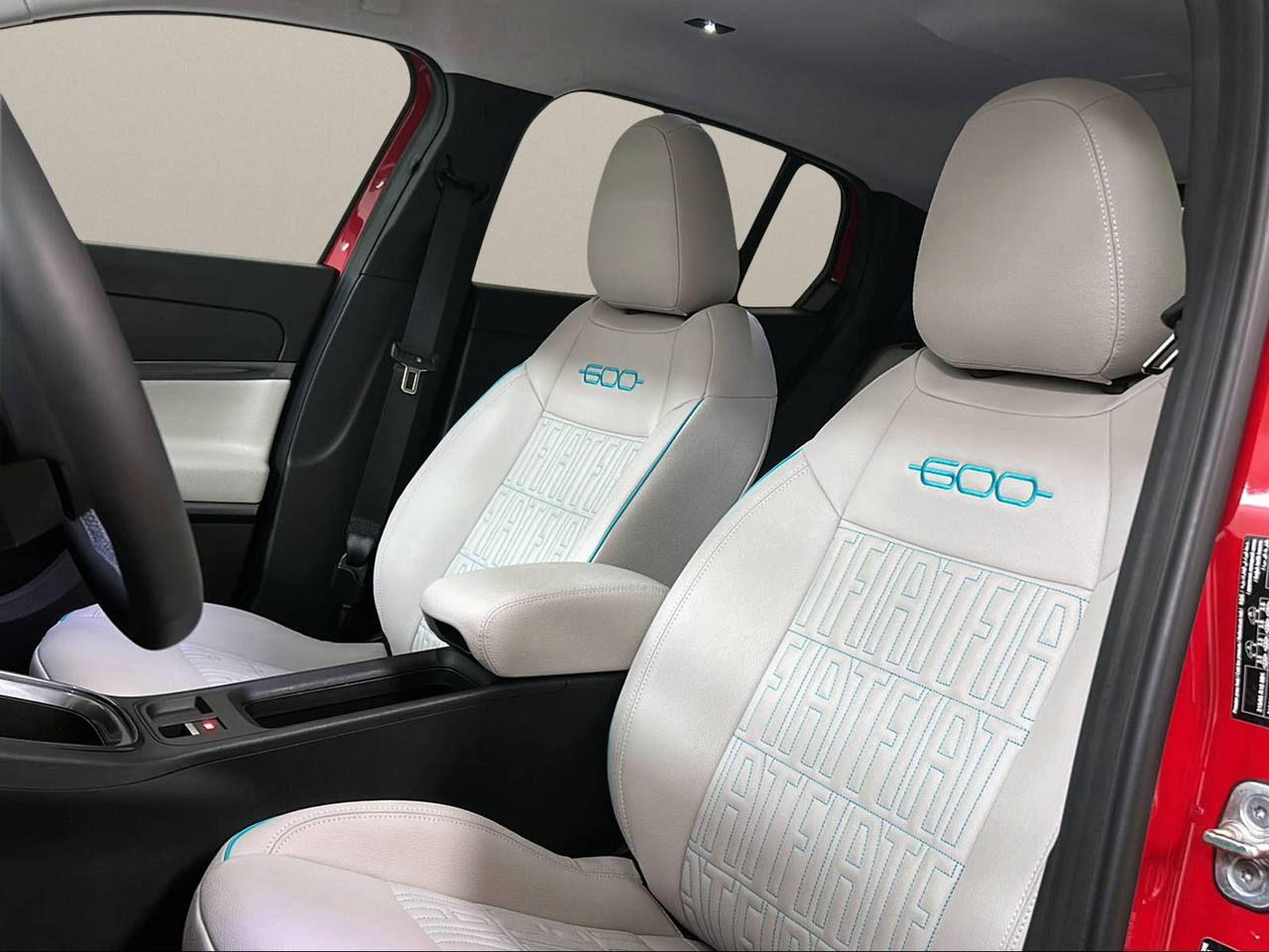 FIAT 600 Hybrid 110 CV DCT MHEV La Prima - 10