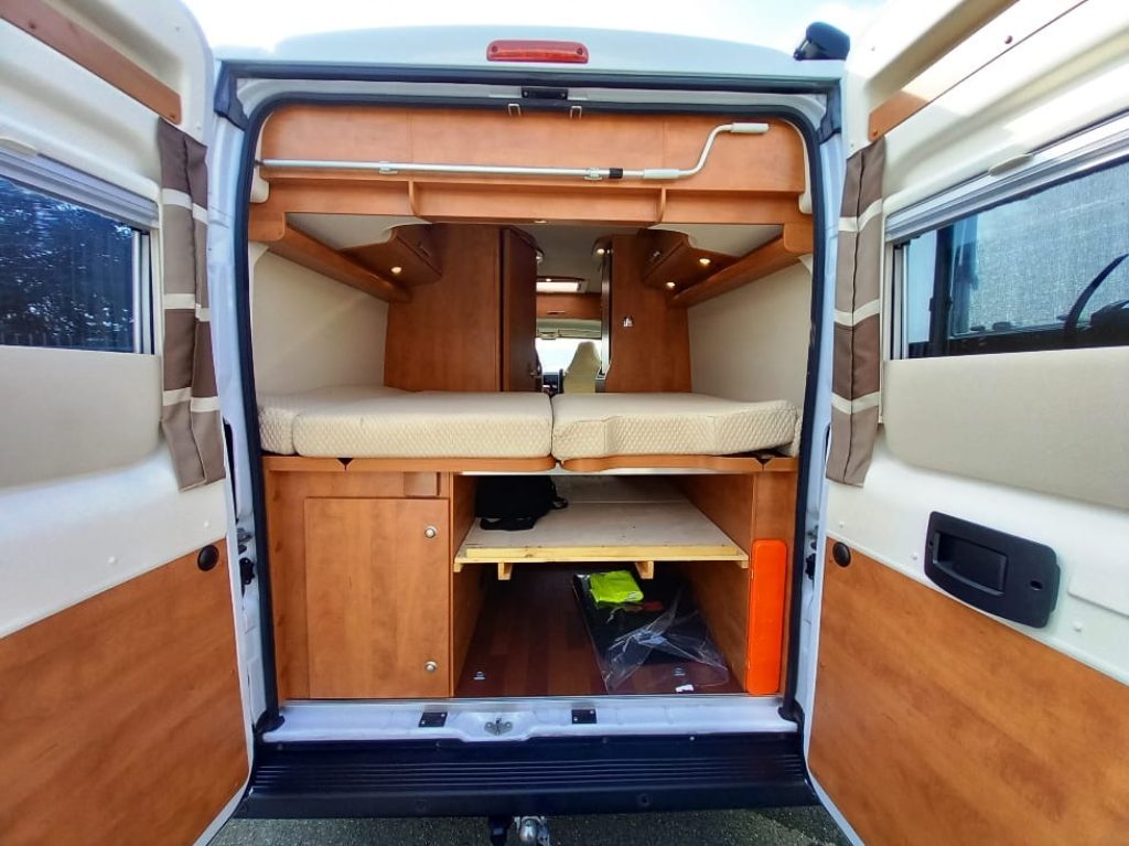 Malibu Van 600DB