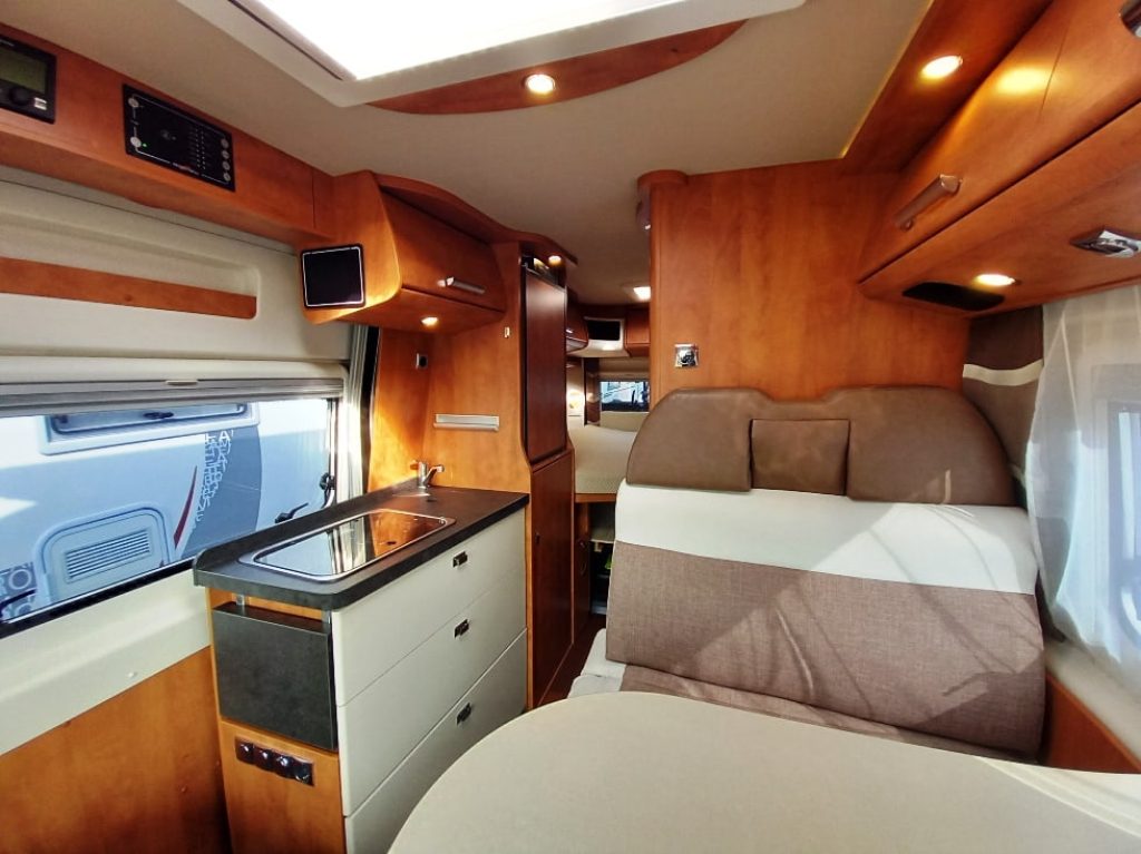 Malibu Van 600DB