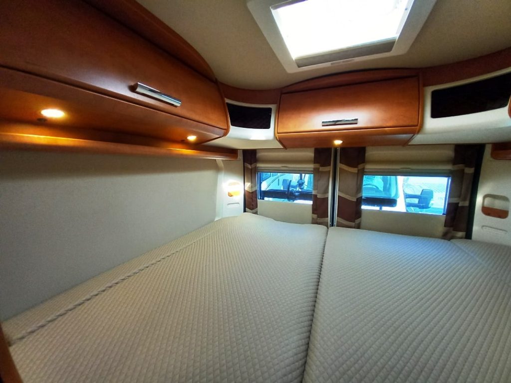Malibu Van 600DB