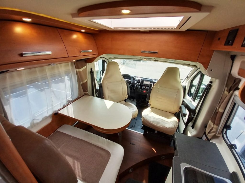 Malibu Van 600DB