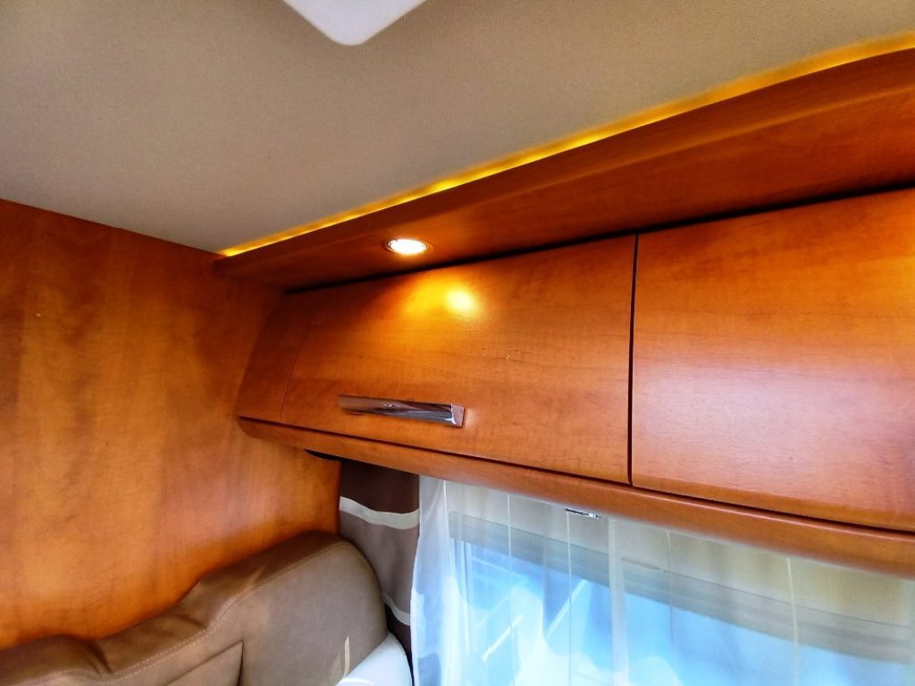 Malibu Van 600DB