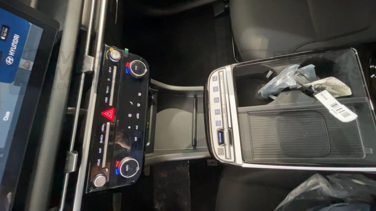 HYUNDAI Tucson 1.6 CRDI 48V BUSINESS DCT - 10