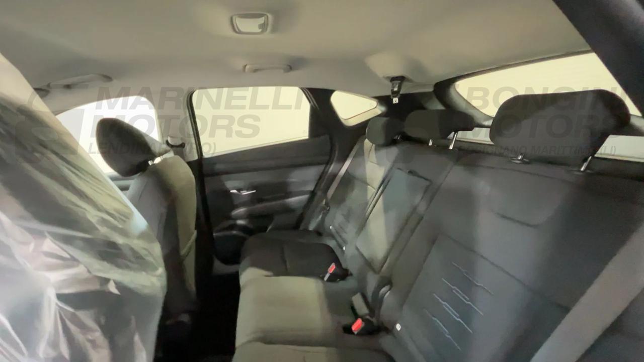 HYUNDAI Tucson 1.6 CRDI 48V BUSINESS DCT - 8