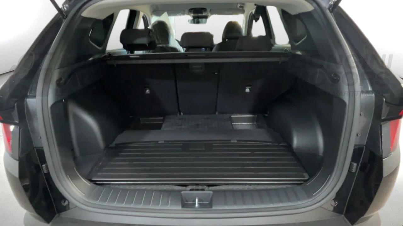 HYUNDAI Tucson 1.6 CRDI 48V BUSINESS DCT - 9