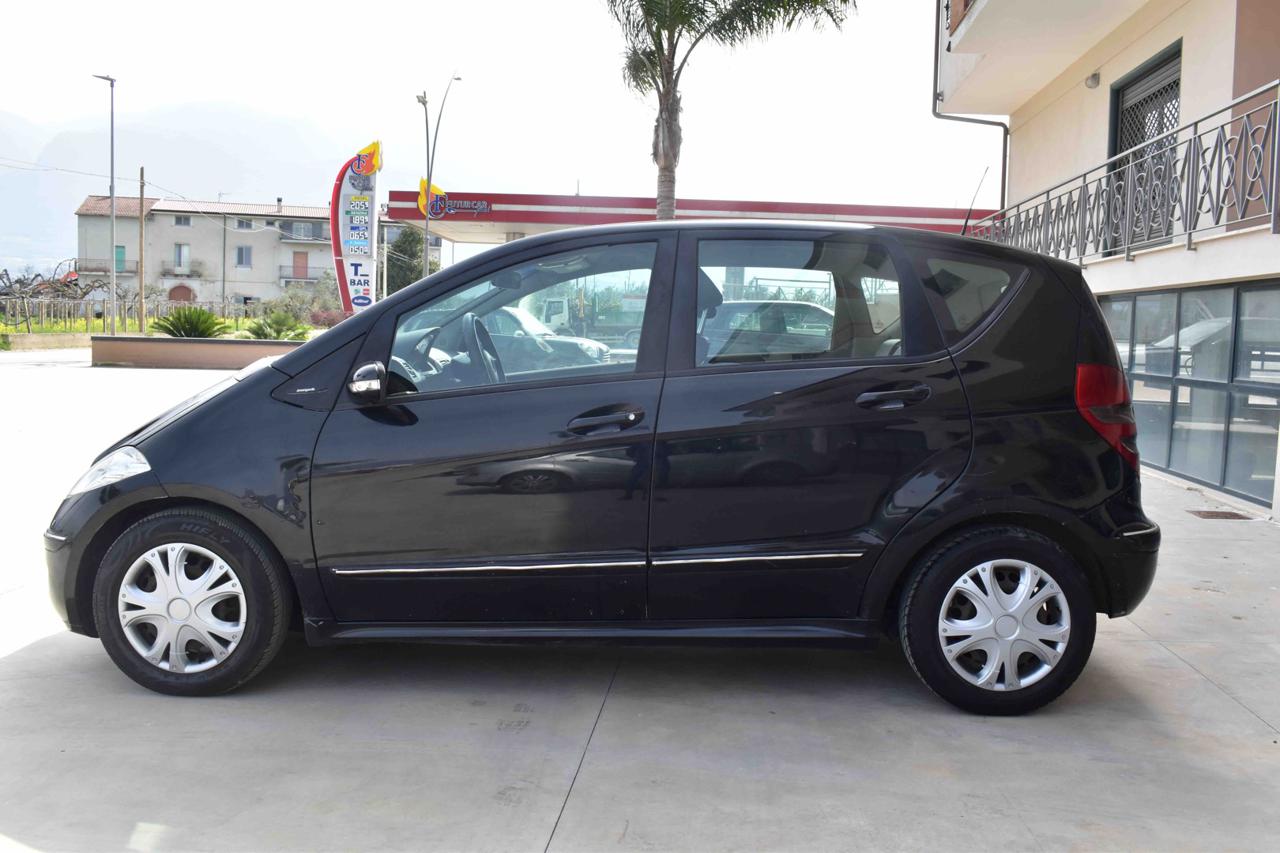 MERCEDES-BENZ A 180 CDI Avantgarde - 4