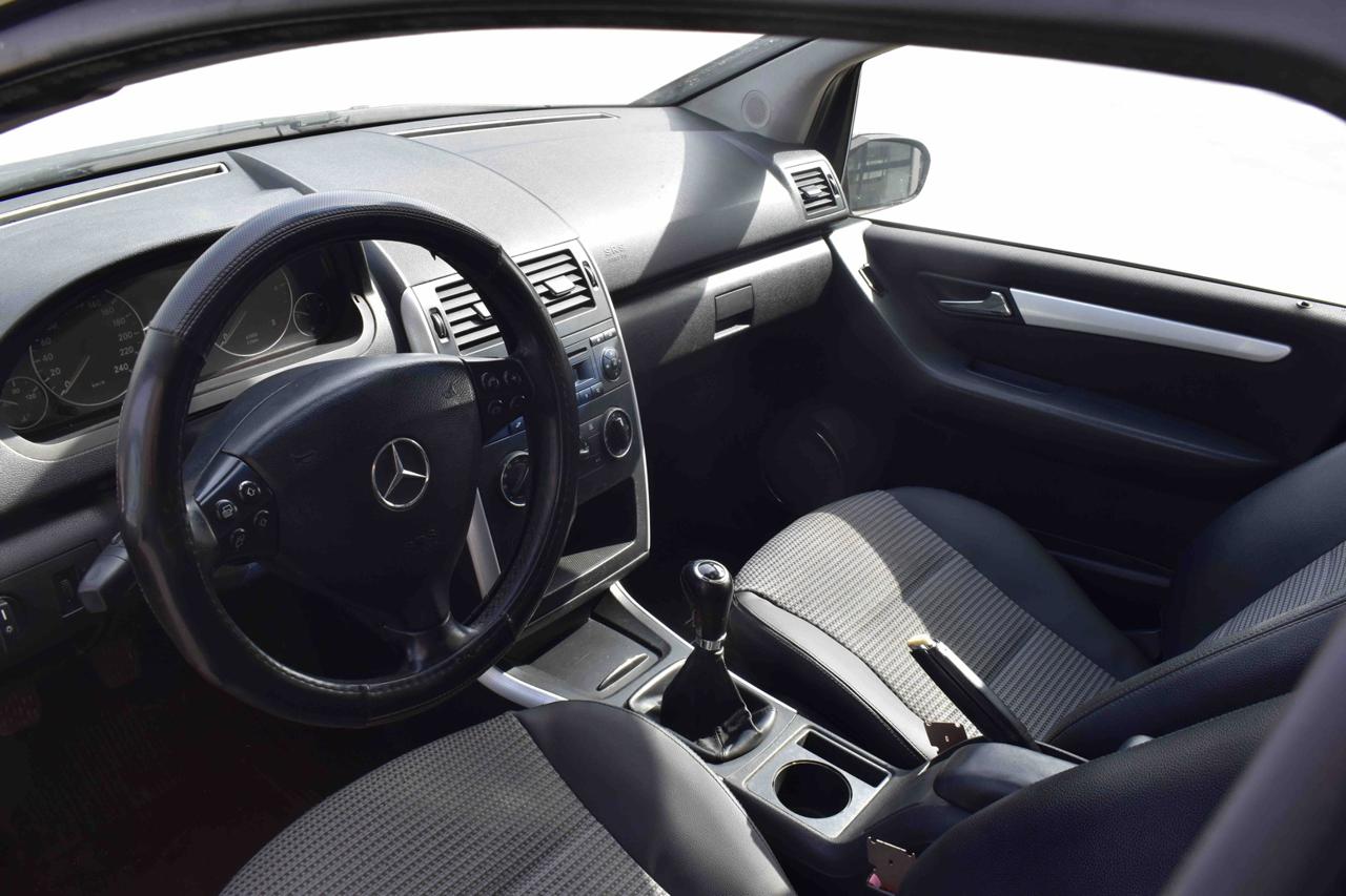 MERCEDES-BENZ A 180 CDI Avantgarde - 6