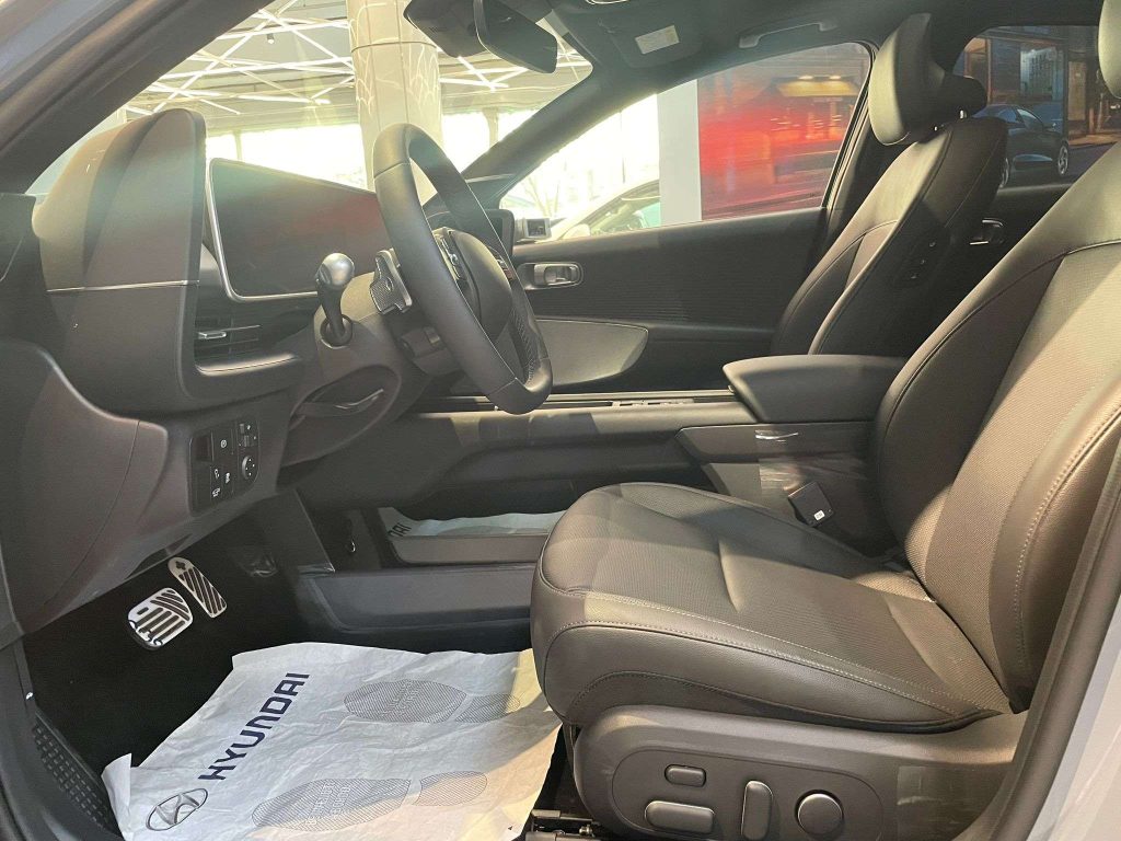 HYUNDAI Ioniq 6 Ioniq 6 77,4 kWh Evolution awd + Tech Pack PROMO48