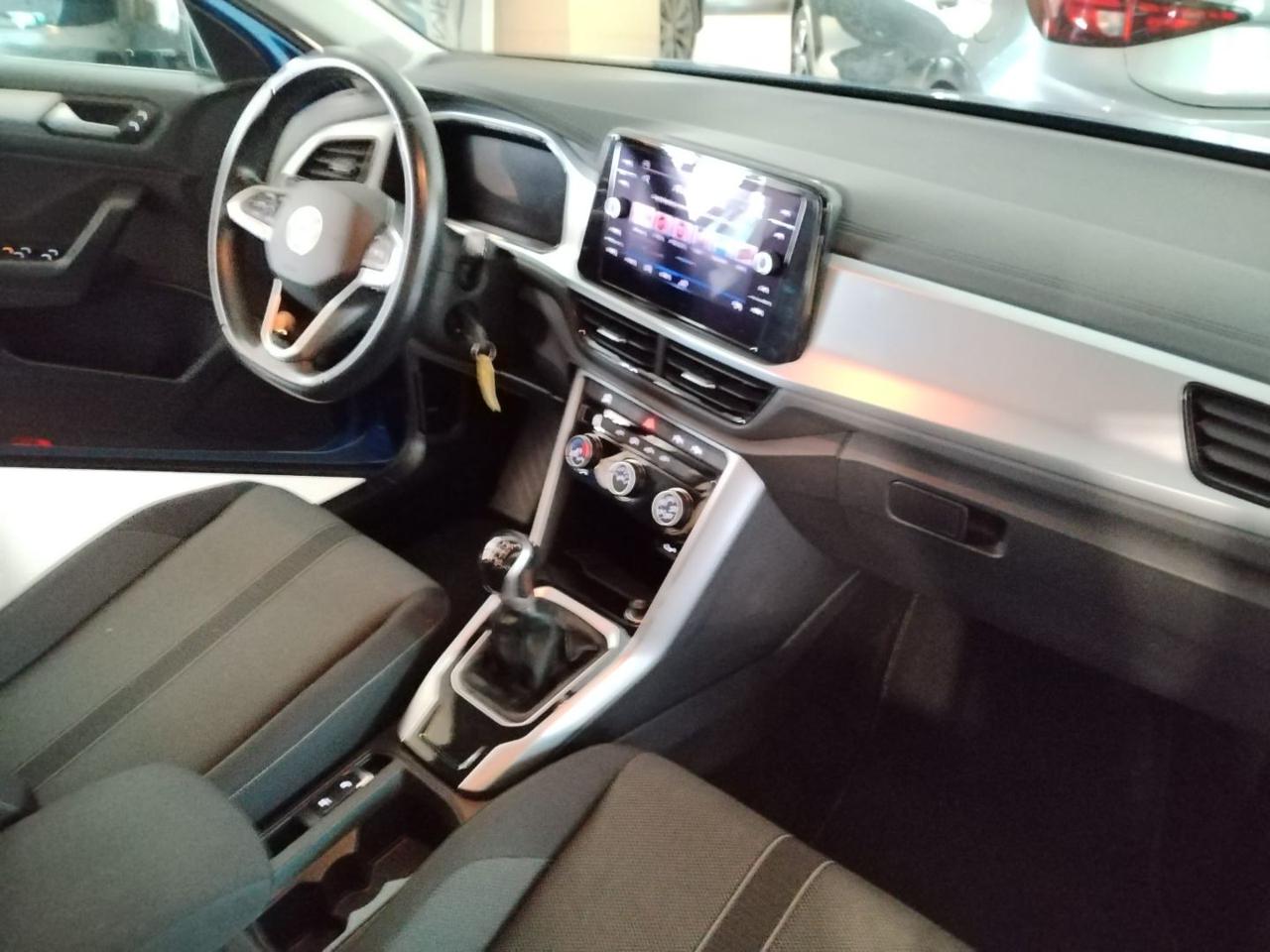 VOLKSWAGEN T-Roc 1.0 TSI Life - 18