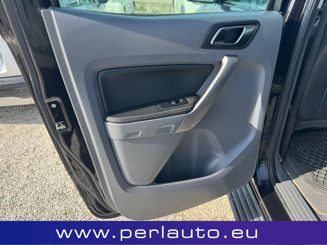 FORD Ranger 3.2 TDCi DC Wildtrak 5pt. - 17