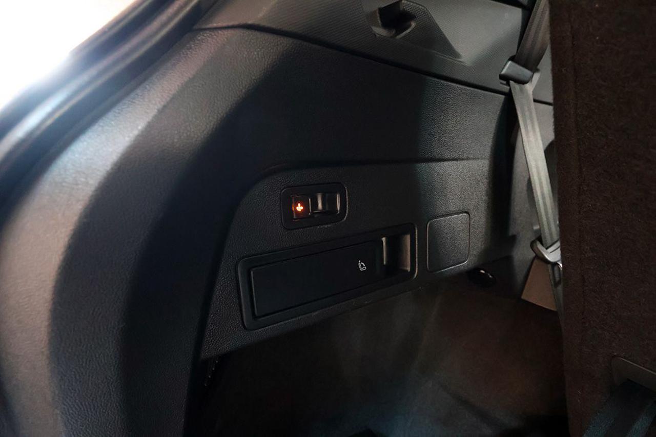 VOLKSWAGEN Tiguan Allspace 2.0 TDI 200cv SCR DSG 4Motion R-Line - 16