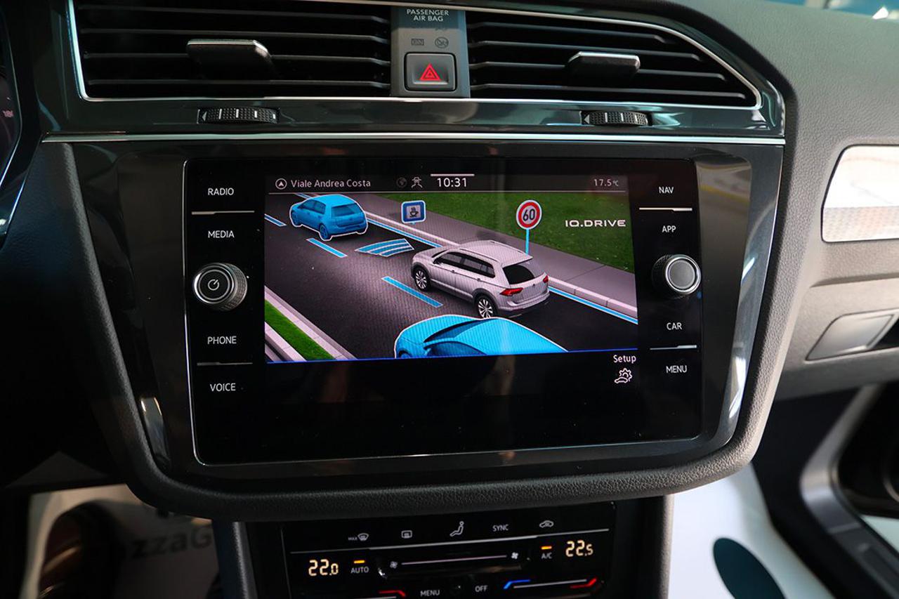 VOLKSWAGEN Tiguan 2.0 TDI 150cv SCR DSG Life - 24