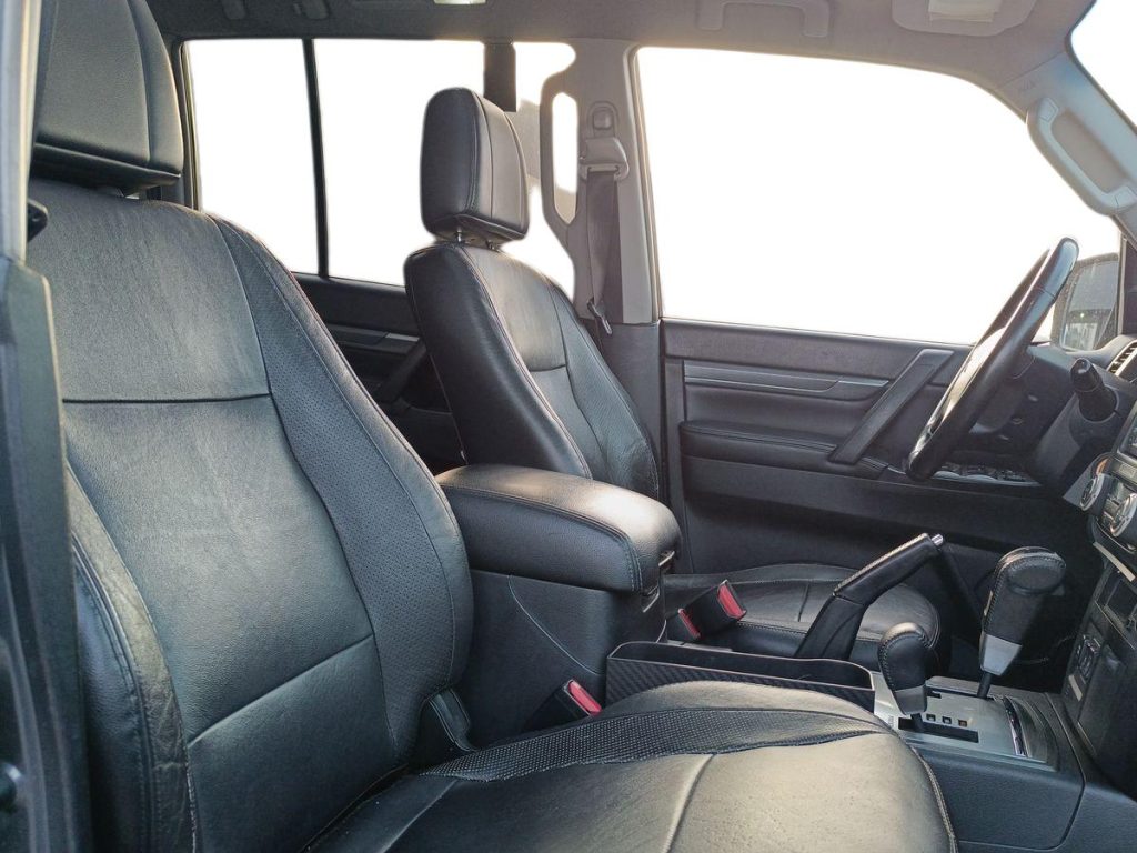 MITSUBISHI Pajero 3.2 DI-D 16V aut. 5p. Instyle N1 - 10