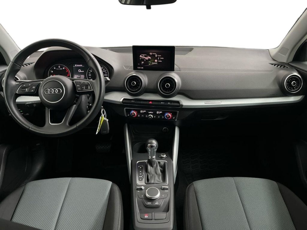 AUDI Q2 35 TFSI S line Edition s-tronic - 9