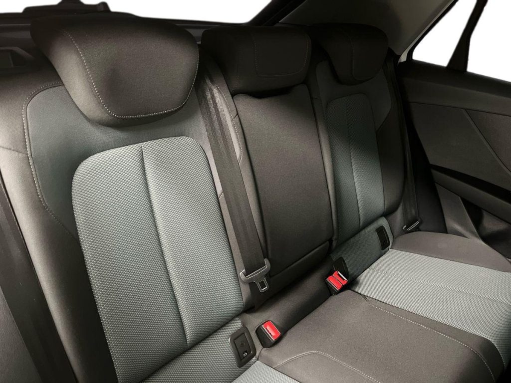 AUDI Q2 35 TFSI S line Edition s-tronic - 15