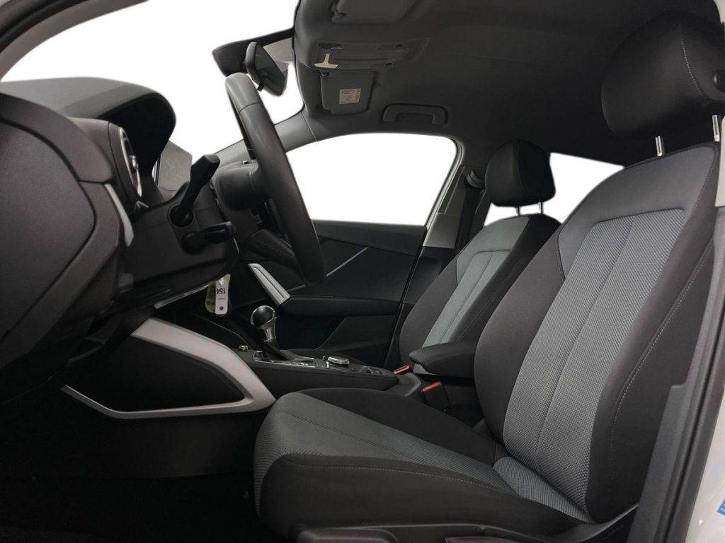 AUDI Q2 35 TFSI S line Edition s-tronic - 10