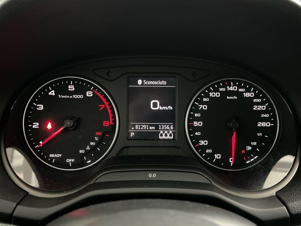 AUDI Q2 35 TFSI S line Edition s-tronic - 8