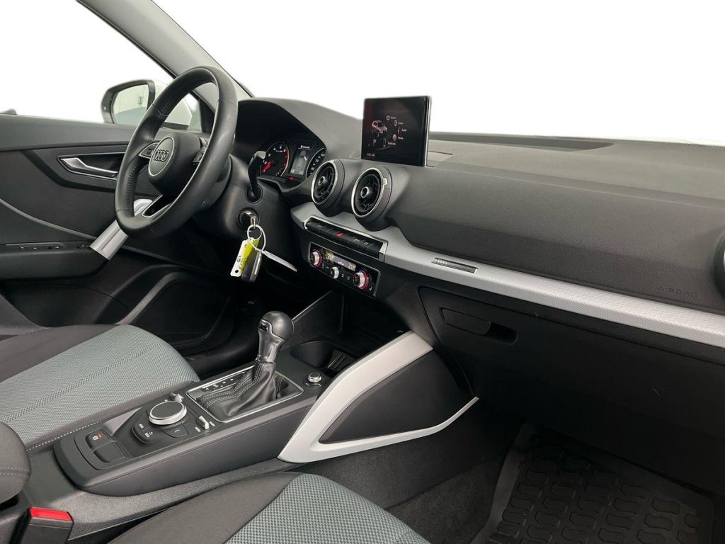 AUDI Q2 35 TFSI S line Edition s-tronic - 16