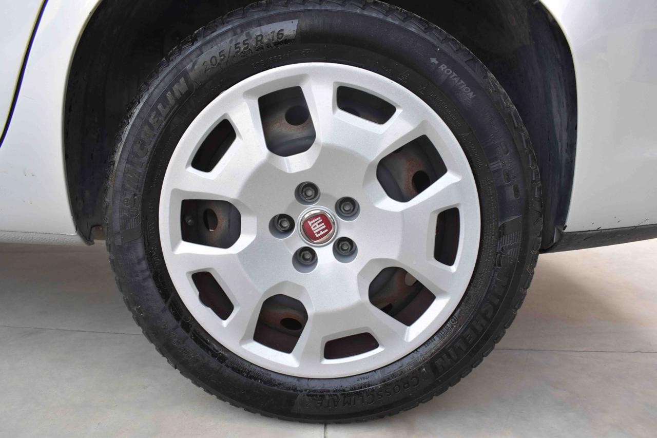 FIAT 500L Living 1.6 Multijet 105 CV Lounge - 9