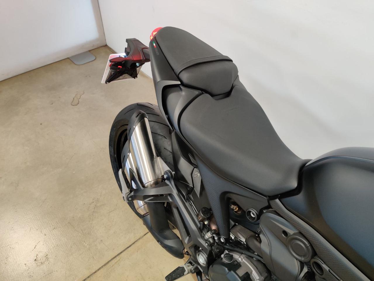 DUCATI Monster 937 + DARK STEALTH - 7