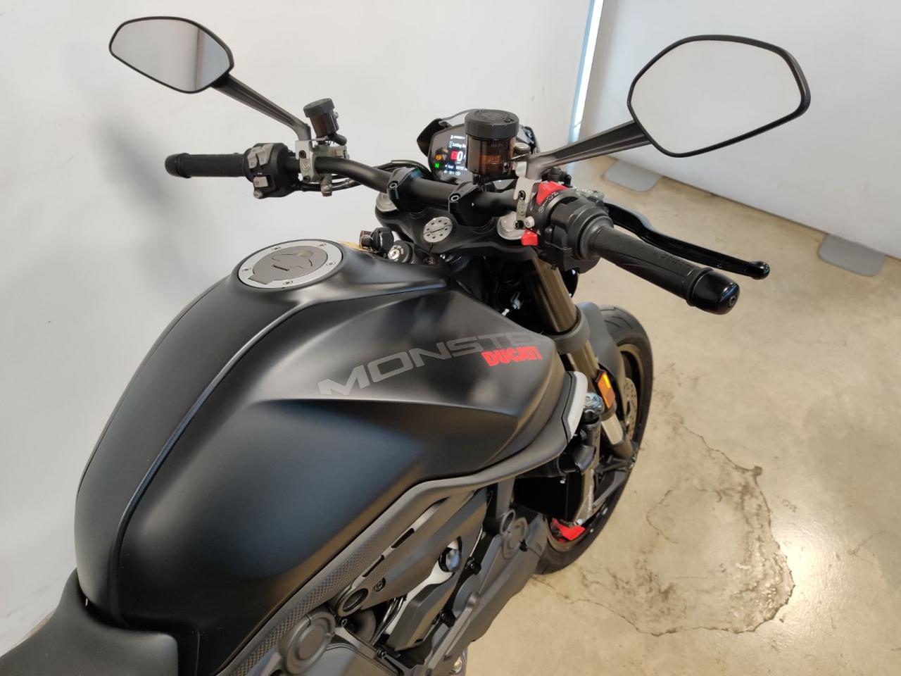 DUCATI Monster 937 + DARK STEALTH - 8