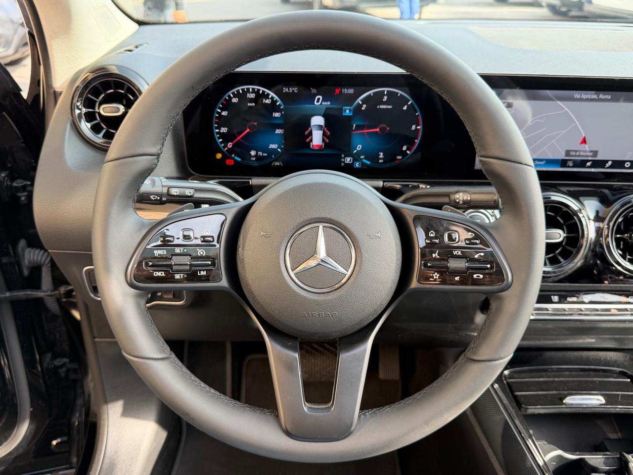 MERCEDES-BENZ GLA 180 d Automatic Business Extra (TETTO) - 14